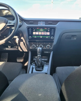 Skoda Octavia cena 69999 przebieg: 110000, rok produkcji 2017 z Hrubieszów małe 436